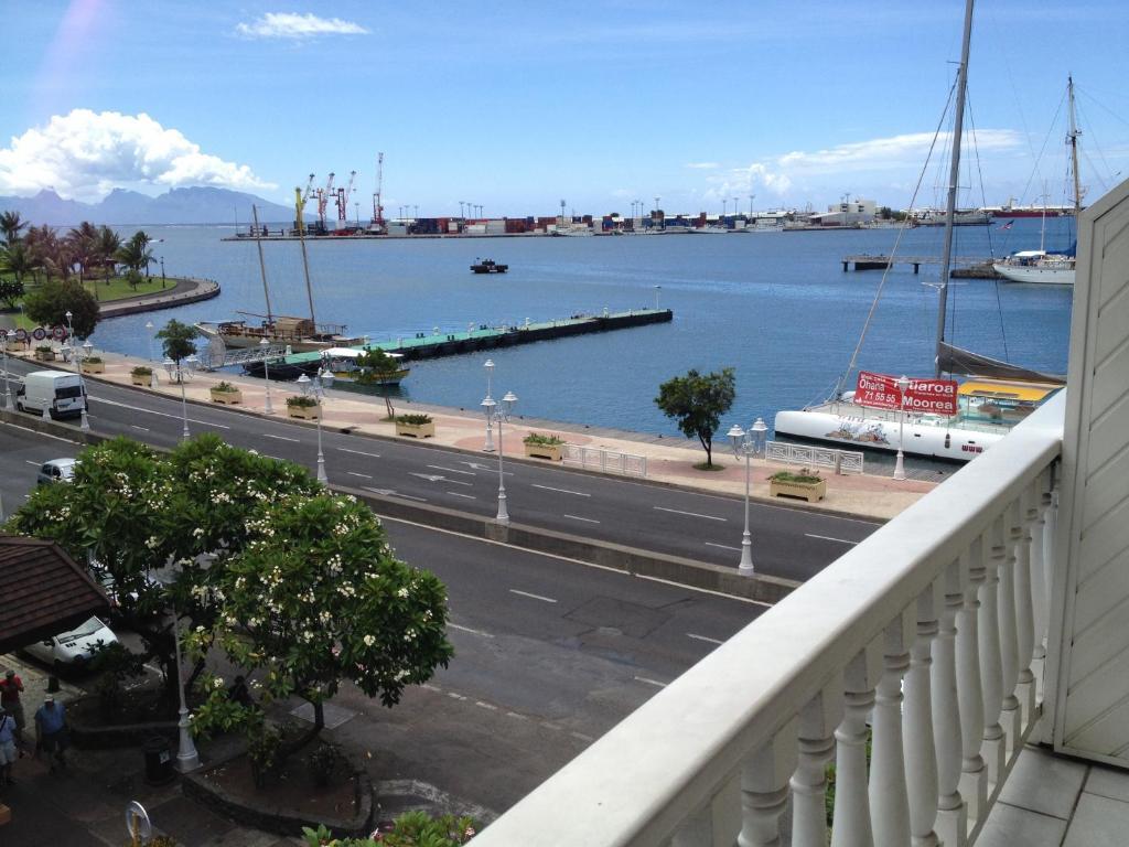 Hotel Tiare Tahiti Papeete  Exteriör bild