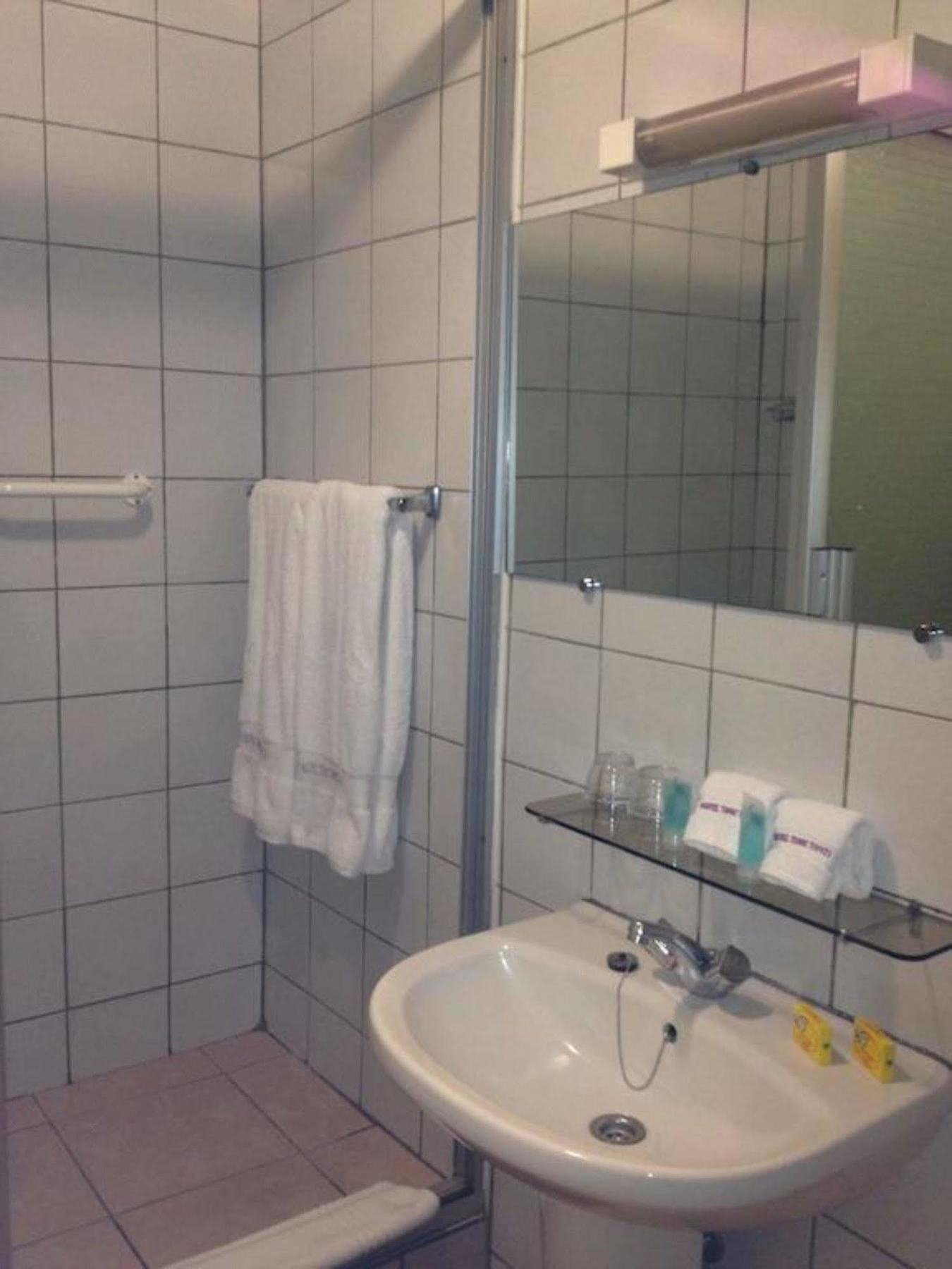 Hotel Tiare Tahiti Papeete  Exteriör bild
